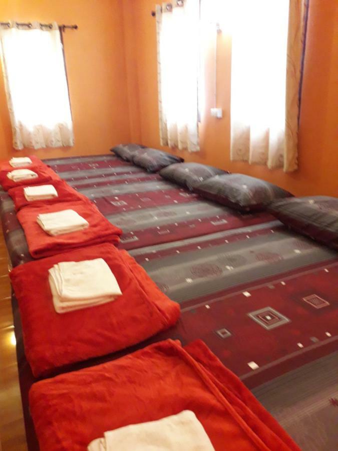 Chanakarn Guesthouse 상클라부리 외부 사진